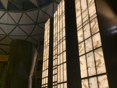 -上海滴水湖皇冠假日酒店