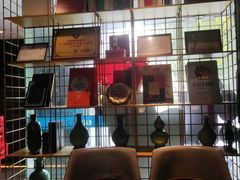 -潮界(凯德晶萃店)