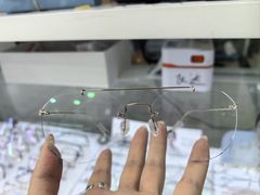 -中国丹阳眼镜城
