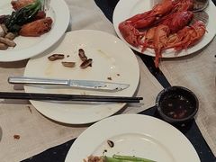 -东方红海鲜百汇(国际大厦店)