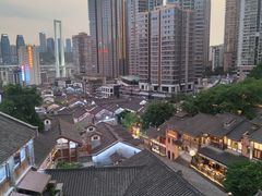 -八一好吃街·高品美食广场