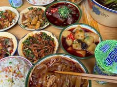 -拈签一笑黄牛肉辣卤串串