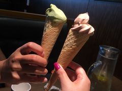 甜筒冰淇淋-YUOZUO渝作·川渝冒肚(崂山店)