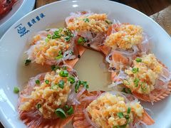 蒜蓉粉丝蒸扇贝-蓝湾碧波·老字号·疍家非遗海上餐厅