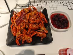 -靓虾二哥长沙地标小龙虾(五一广场店)