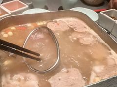 -左庭右院鲜牛肉火锅黑金店(陆家嘴中心店)