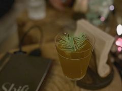 -Shift cocktail bar鸡尾酒吧