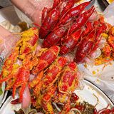 没错啦，夏天的快乐就是小龙虾给的