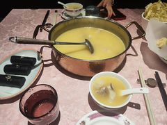 花胶鸡锅-囍凤楼·粤菜·点心·火锅(温特莱店)