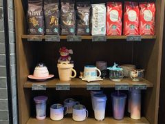 零售区-星巴克(南翔五彩城店)