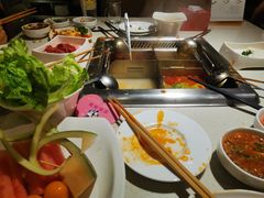 -海底捞火锅鲜切牛肉主题店(长寿路店)