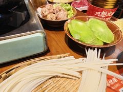 -黔有有贵州酸汤夺夺粉火锅(五味十字店)