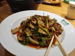 -费大厨辣椒炒肉(万家丽一店)