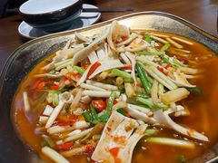 -三叔特色自贡菜(中海国际店)