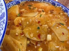 -黄桷树曹家私房菜(江与城店)
