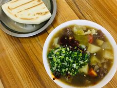 -老字号贾家肉丸糊辣汤(光明巷店)