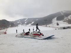 -中旅松花湖滑雪场