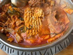 -喇喇排骨火锅·传统韩式脊骨汤(望京西园总店)