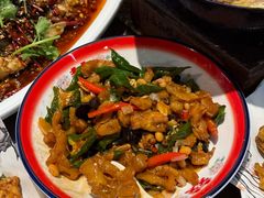 -百味地锅鸡(二店·财校分店)