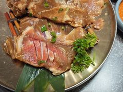 -草家酱蟹炭火烤肉店(珲春南路二店)
