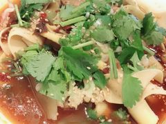 -成都你六姐·牛肉冒菜(城市集市合生汇店)