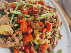 小炒黄牛肉-湘聚南县土菜馆(龙山二路店)