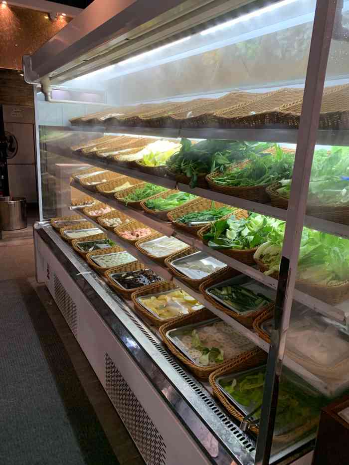 叮叮猫海鲜自助烤肉-"今天几个朋友一起到这个自助店去聚了一下.