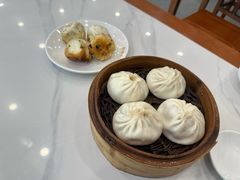 -老西白点心店