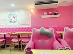 -Hello Kitty Cafe(弘大店)