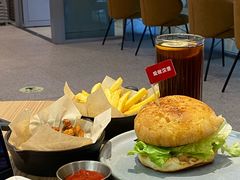 -必胜客(华都店)