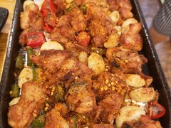 东镇老味道烤鸡块-老东镇啤酒屋海鲜加工·蒸汽海鲜·海鲜烧烤(台东店)