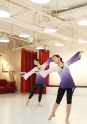 -柏姿舞蹈工作室