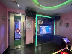 -欢乐驿站量贩式KTV(西丽店)