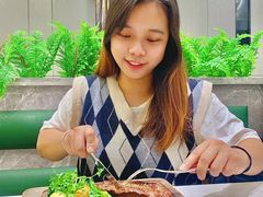 -西语·炭烧牛排(卓越中寰店)