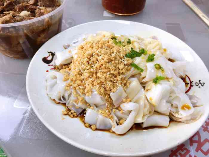 茂名捞粉·烧腊·粤菜(市桥店)-"店铺很小,捞粉还可以,想讲牛杂,但没