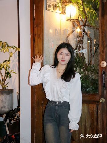 它的缺点是开在馒头山…！
