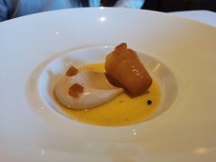 传统萨卡帕朗姆酒浸巴巴蛋糕-Le Comptoir de Pierre Gagnaire