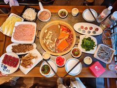 -小天鹅火锅·一线江景洪鼎旗舰店(洪崖洞店)