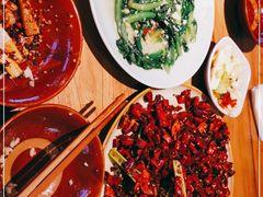 -先启半步颠小酒馆(白麓里店)