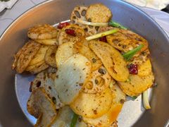 -巴厘龙虾·榜首油焖大虾(音乐学院·沿江酒馆店)