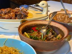 -八府香鸭·啫啫煲(华山路店)