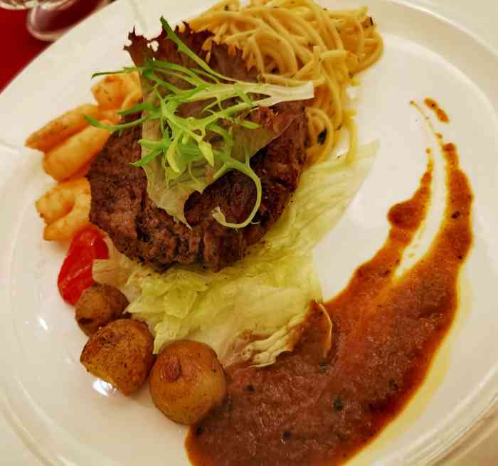 红房子西菜馆(淮海店)