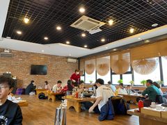 大堂-喇喇排骨火锅·传统韩式脊骨汤(望京西园总店)