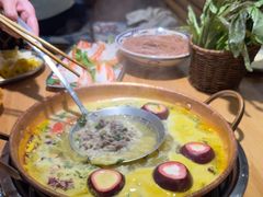 -洱火云南酸菜牛肉火锅(石景山当代商城店)