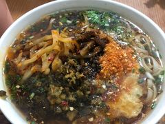 -矮子粉店1985·长沙米粉(湘春路店)