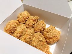 蟹黄肉松小贝-鲍师傅糕点(八一馆店)