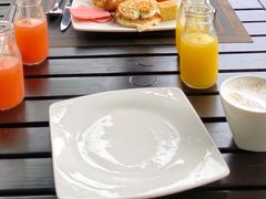 -三亚湾海居铂尔曼度假酒店