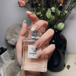 -雪奈传统美甲美睫