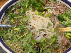 -云阿蛮云南生烫牛肉米线(奉贤路店)