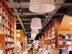 -百新书局(尚悦湾店)